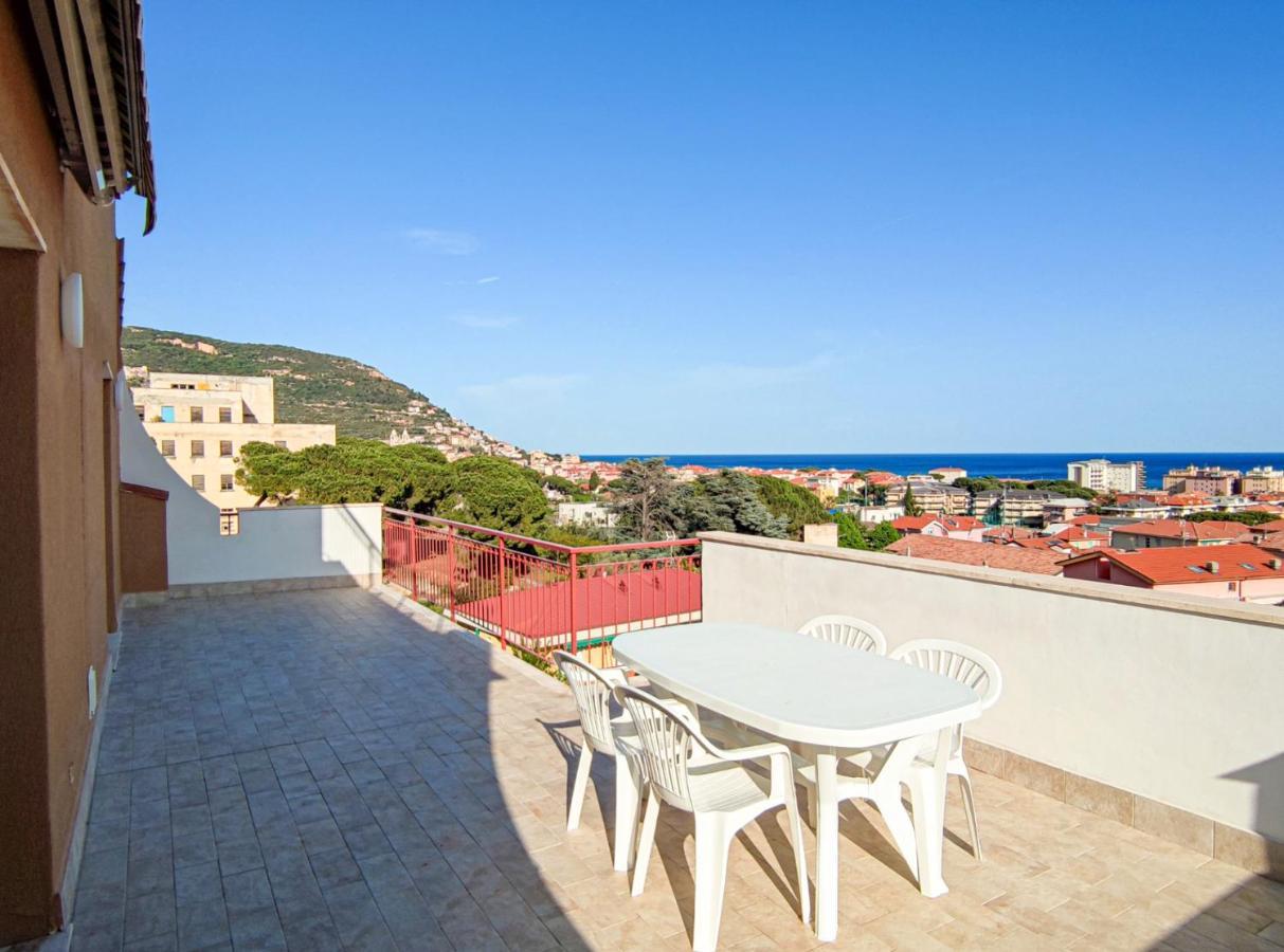 Bella Vista - By Ligooria Leilighet Pietra Ligure Eksteriør bilde