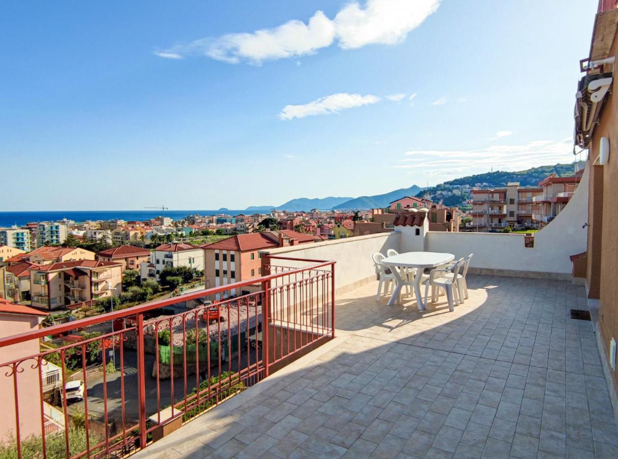 Bella Vista - By Ligooria Leilighet Pietra Ligure Eksteriør bilde