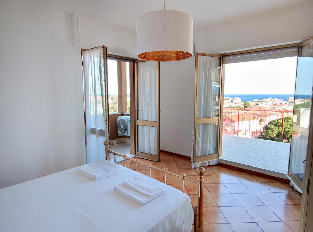 Bella Vista - By Ligooria Leilighet Pietra Ligure Eksteriør bilde